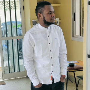 Meet your Posher, Fodekar